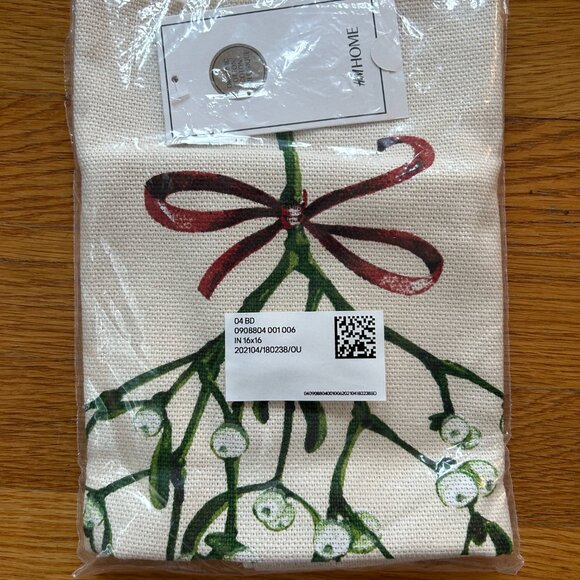 H&M Pillow Cover Light beige/Mistletoe 16X16 NEW - Picture 2 of 3